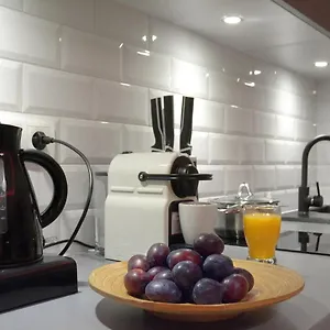 https://mia-apartments-old-town-senacka.krakowhotelspoland.com