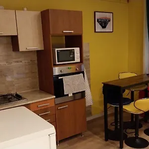 https://for-long-term-budget-yellow-blue-apartment.inbudapesthotels.com